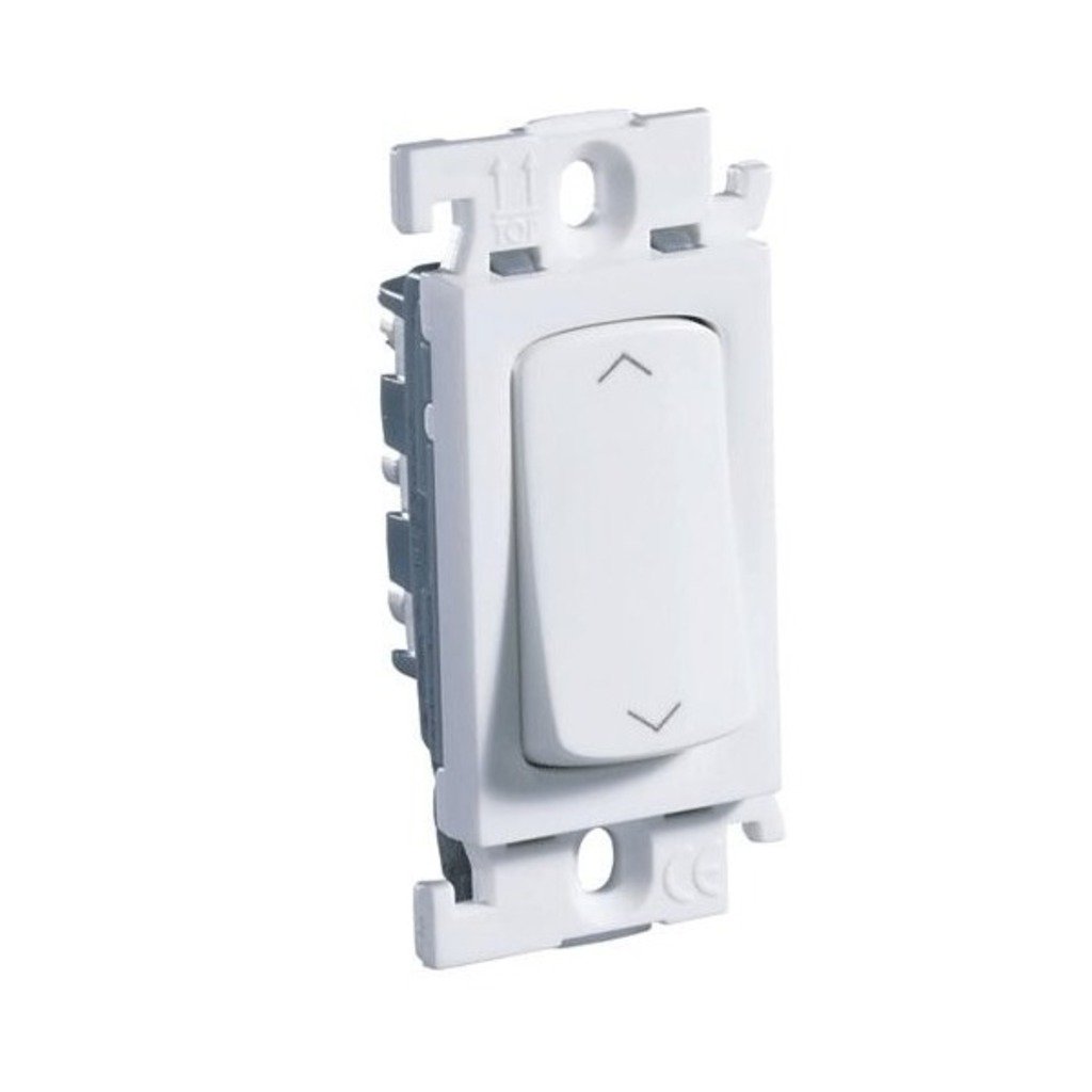 Legrand Myrius 6 A SP Switch 2 Way 1 M 6755 02 